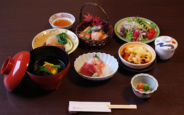 茨城県笠間市にある旬鮮料理「菊正」のコース料理